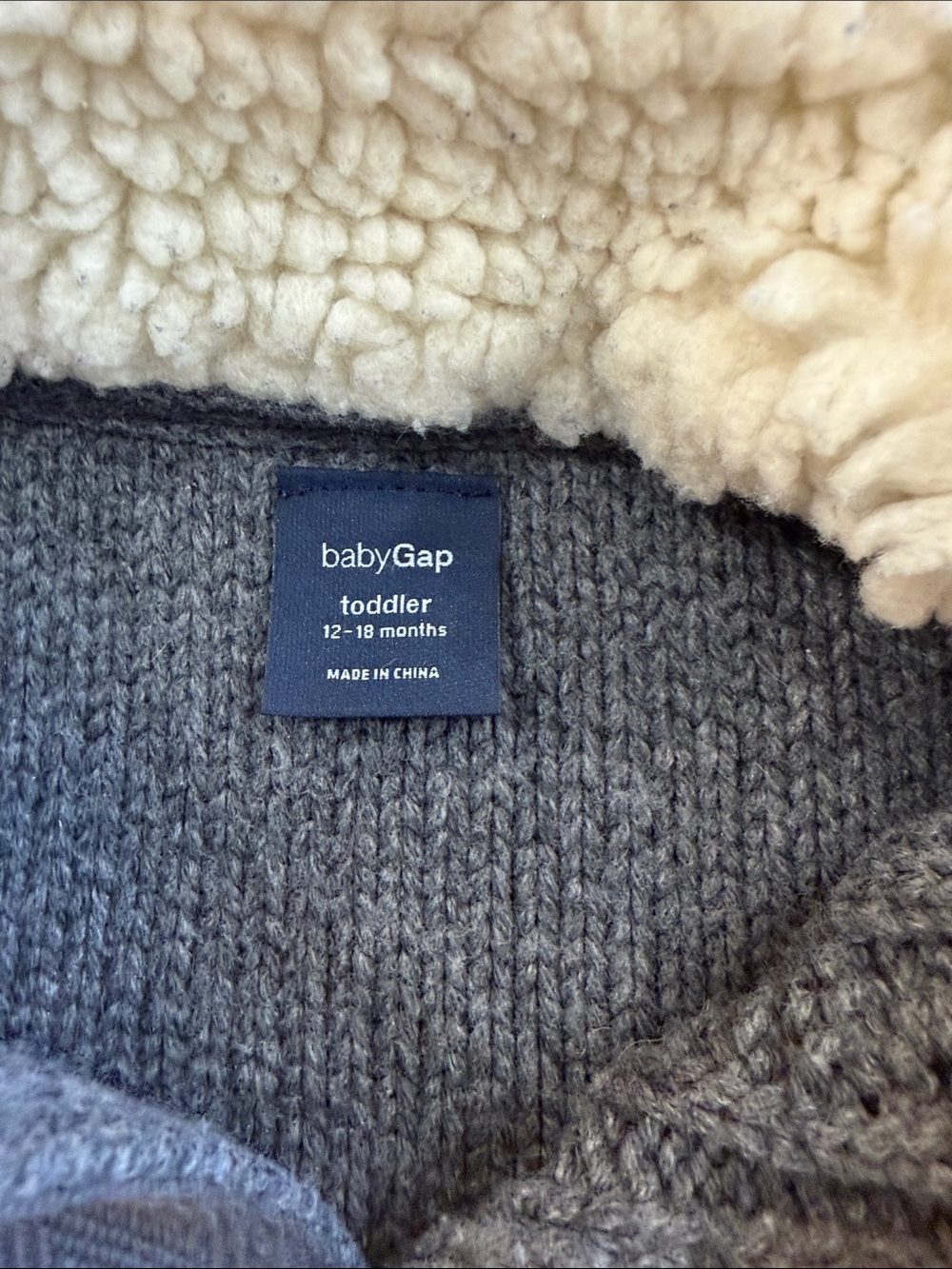 Sweater - Picture 2 of 6